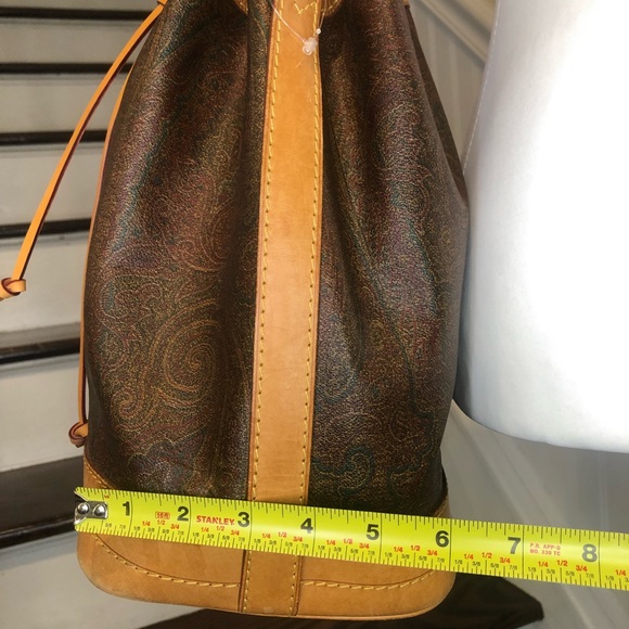 W ETRO Milano Red Paisley Vachetta Leather Drawstring Bucket Shoulder Bag - Picture 16 of 17